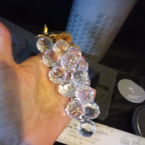 Swarovski grape cluster large 6.25" in original box excellent condition - Picture 9 of 10